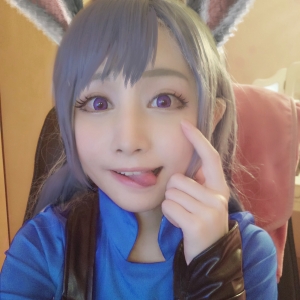 网红coser@在下萝莉控ii 写真作品33套+日常动态大合集[3242P+1V/12.8G]