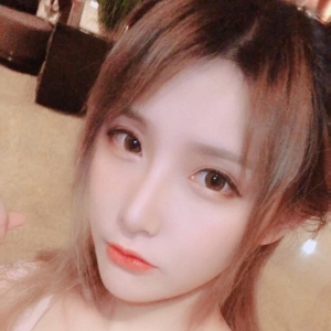 网红coser@在下萝莉控ii 写真作品33套+日常动态大合集[3242P+1V/12.8G]