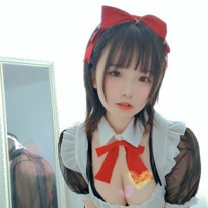 高质量coser@阿半今天很开心 写真作品原版合集[3.48G]