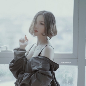 高质量越南模特@Tunlita 写真作品合集[1.2G]