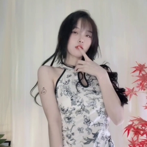 花椒极品网红@小movo 土豪定制+裸舞+1V1作品合集[13V/1.50G]