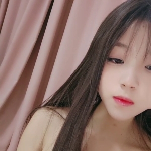 清纯系主播@粉嫩嫩少女 尺度福利秀合集[54.2G]