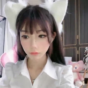 清纯系小萝莉@黎酱不爱吃青菜 尺度福利秀[38.7G]