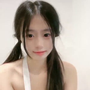 二次元双马尾萝莉@菠萝果酱(甜的吐泡泡)尺度福利秀合集[40.6G]