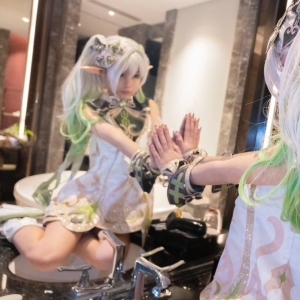 白虎福利姬@kitty不吃鱼(软软不吃鱼)尺度作+约啪金猪合集[366P+70V/370M]